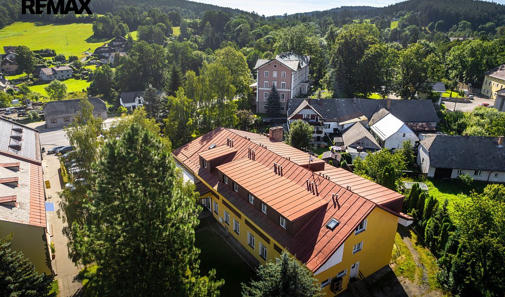 Prodej ubytovacího objektu 1 600 m², Zdíkov – náhled fotky 30