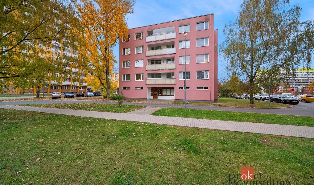 Prodej bytu 1+kk 26 m², Kladno – náhled fotky 9