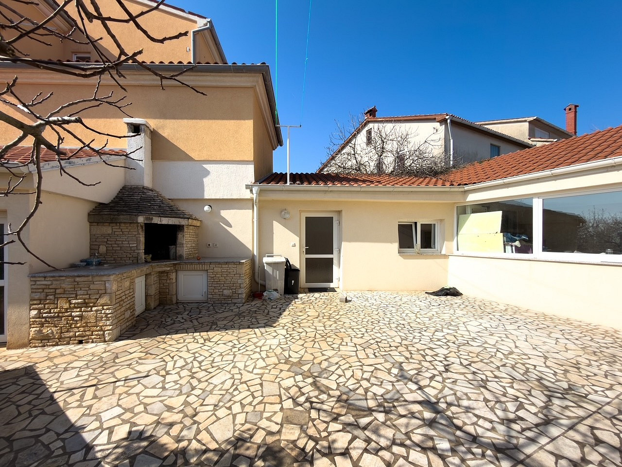 Prodej domu 353 m² s pozemkem 353 m²