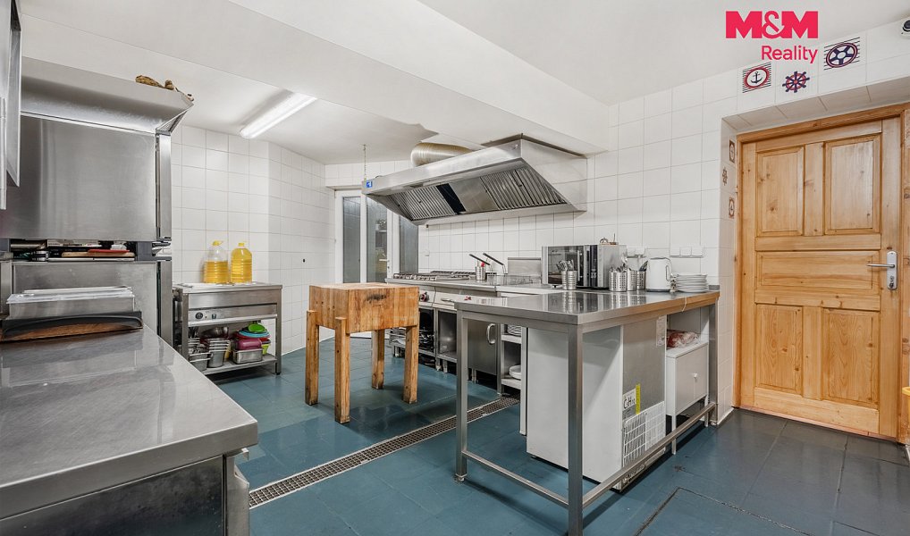Prodej ubytovacího objektu 300 m², Hřensko – náhled fotky 28