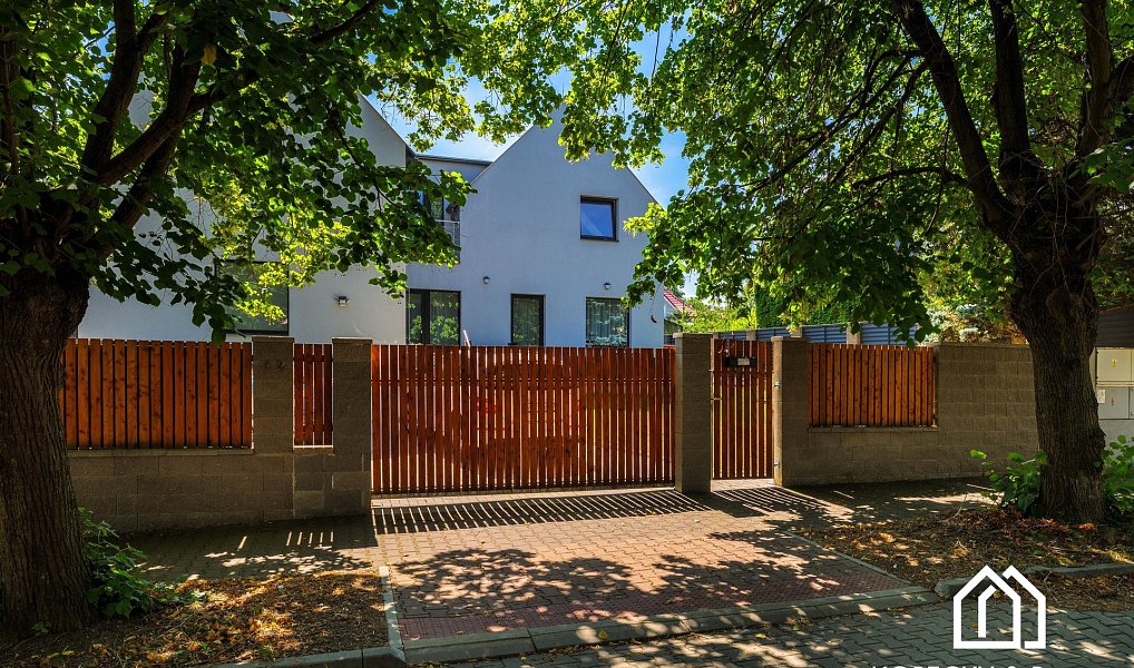Prodej domu 139 m² s pozemkem 237 m², Praha – náhled fotky 28