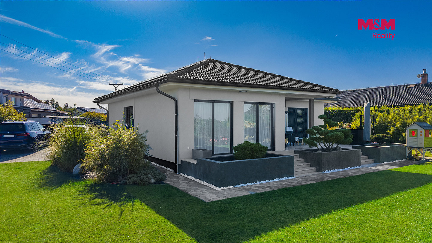 Prodej domu 97 m² s pozemkem 983 m² – fotografie 2
