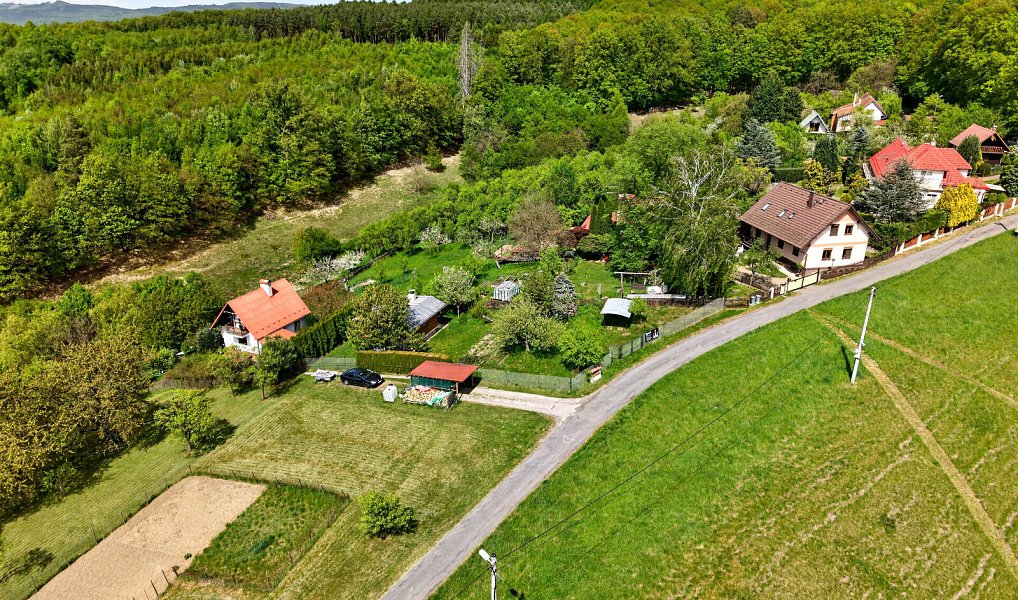 Prodej stavebního pozemku 708 m², Zlín – náhled fotky 9