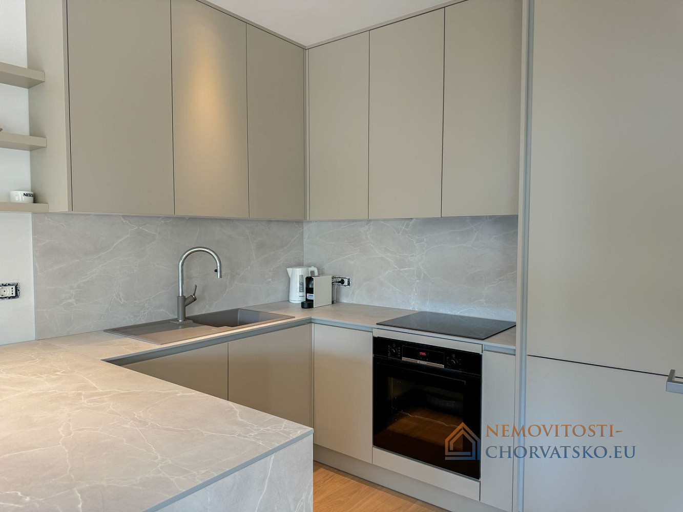 Pronájem bytu 3+kk 105 m² - Widok 6
