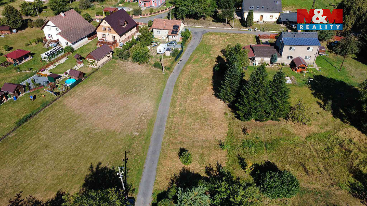 Prodej stavebního pozemku 1 146 m² – pohled 4