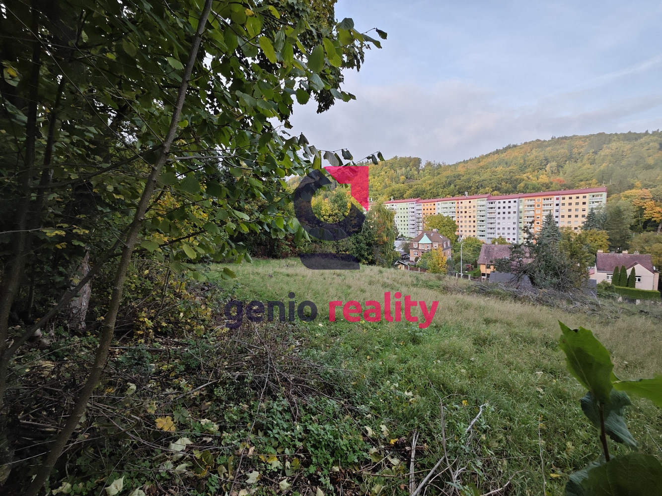 Prodej stavebního pozemku 1 207 m² - Więcej