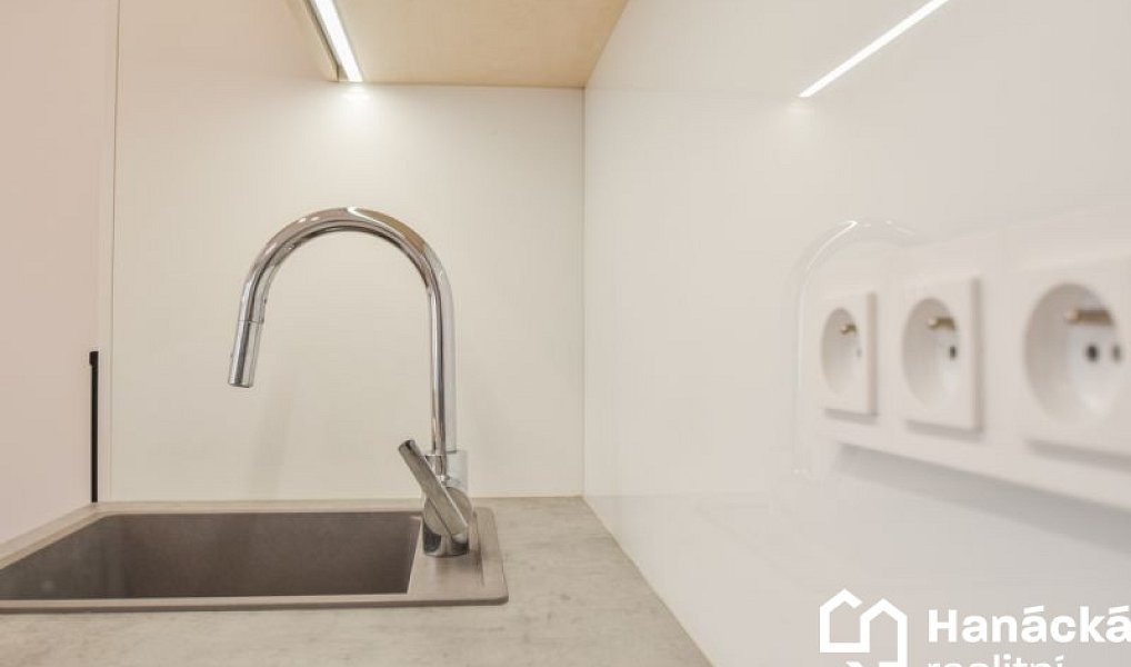 Prodej bytu 2+kk 37 m², Olomouc – náhled fotky 8