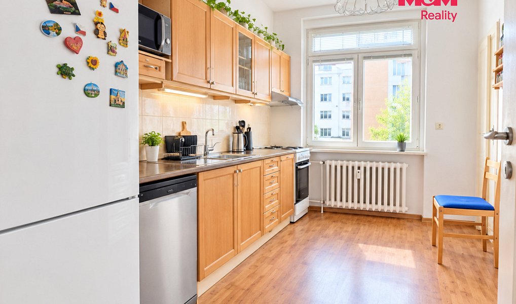 Pronájem bytu 2+1 70 m², Praha – náhled fotky 2
