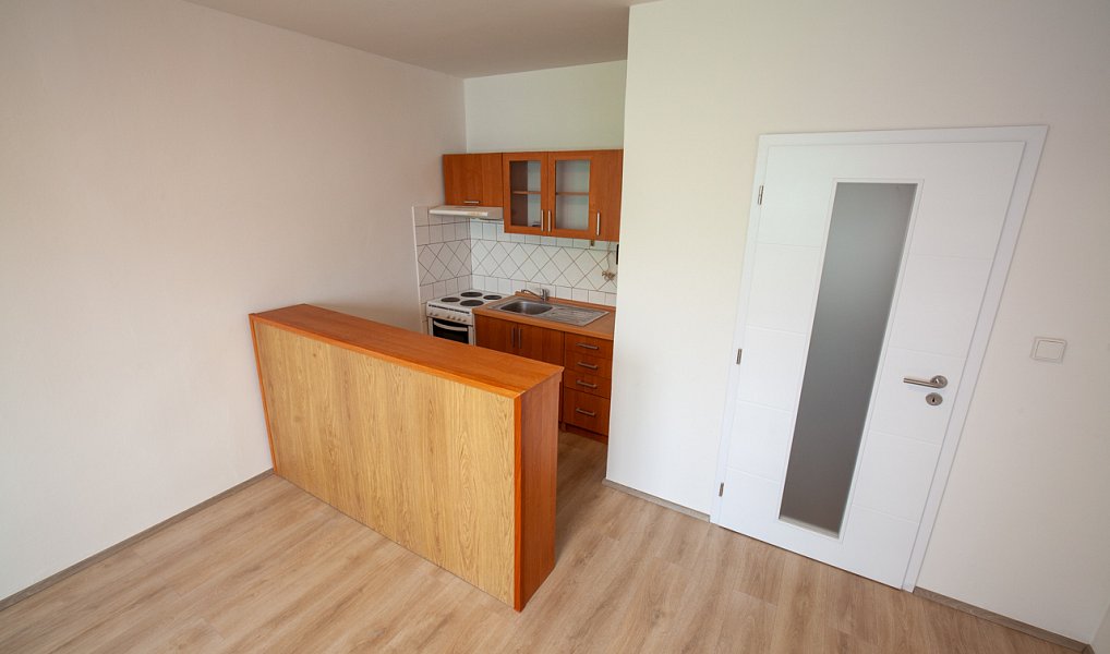 Pronájem bytu 2+kk 42 m², Česká Lípa – náhled fotky 3