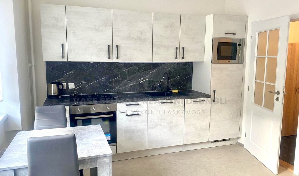Pronájem bytu 1+kk, 32 m², Karlovy Vary, Jáchymov