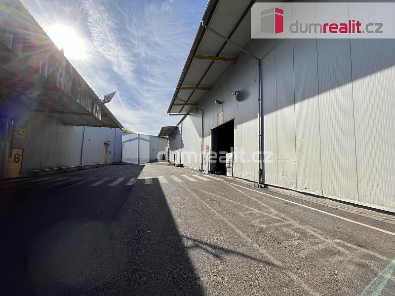 Pronájem výrobních prostor 1 200 m² — photo 4