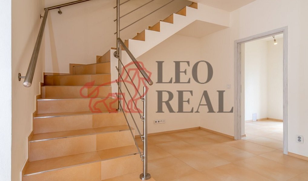 Prodej domu 150 m² s pozemkem 398 m², Hostivice – náhled fotky 11
