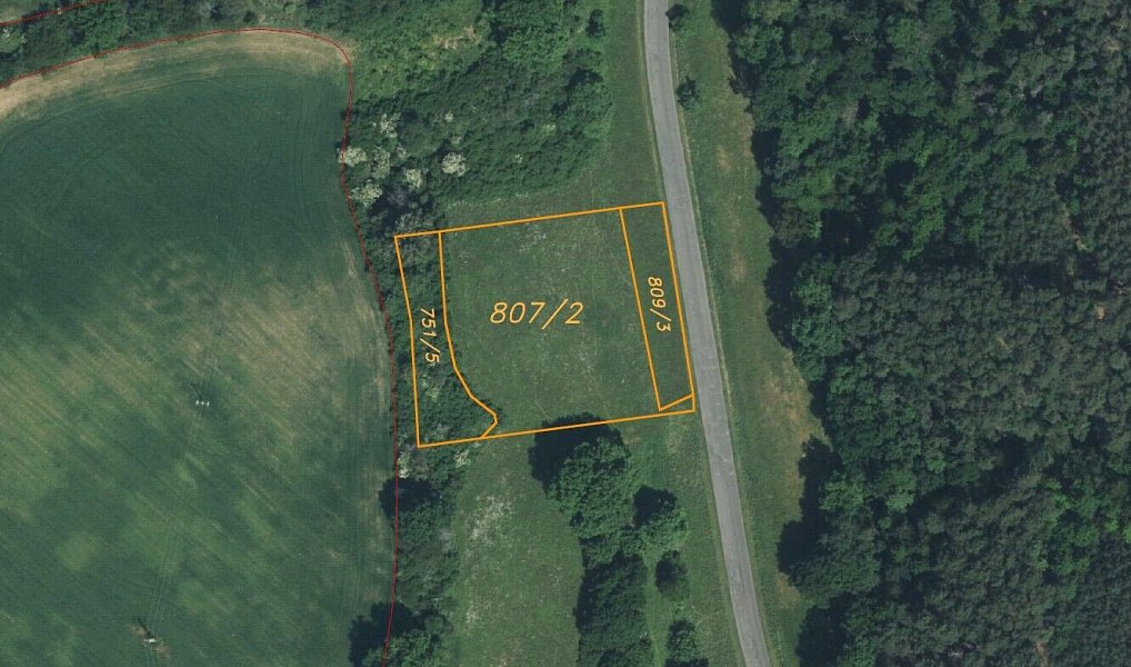 Prodej pole 3 880 m², Snědovice – náhled fotky 2