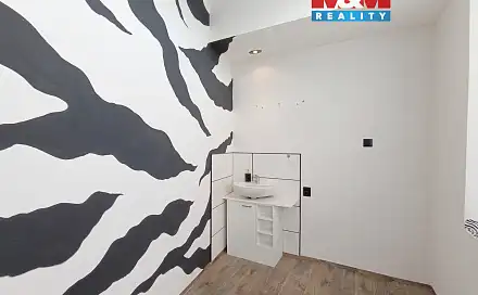 Pronájem obchodních prostor 8 m², Okružní, Česká Lípa