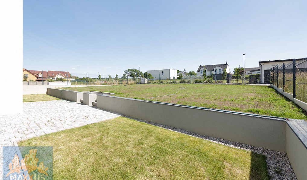 Prodej domu 280 m² s pozemkem 857 m², Herink – náhled fotky 4