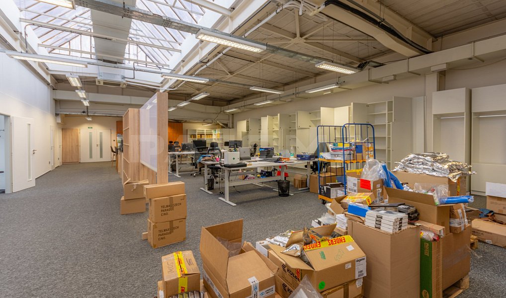 Pronájem kanceláře 520 m², Praha – náhled fotky 5