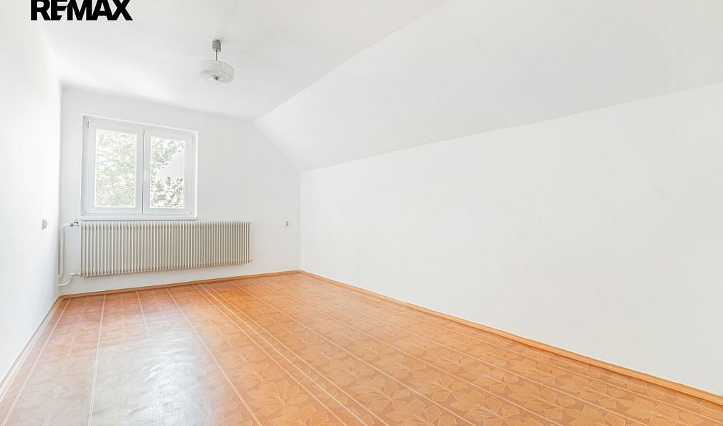 Prodej domu 155 m² s pozemkem 504 m², Kladno – náhled fotky 17