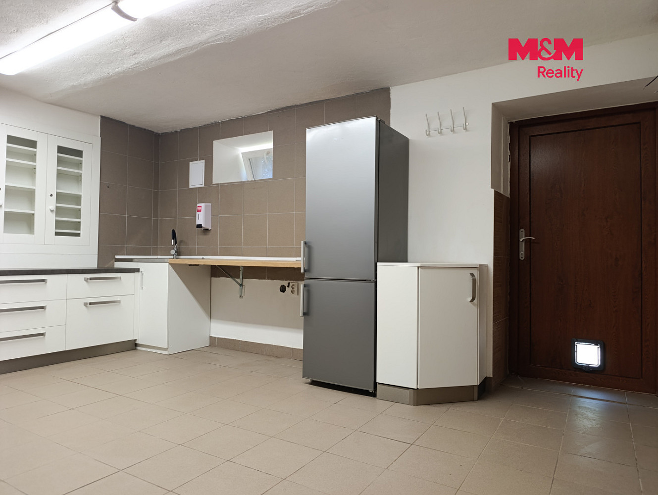 Pronájem obchodních prostor 117 m² – fotografie 3