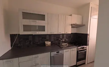 Pronájem bytu 3+1 83 m², K. Čapka, Krnov - Pod Bezručovým vrchem, okres Bruntál