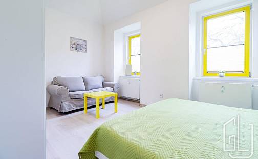 Prodej bytu 2+kk 39 m², Zenklova, Praha 8 - Libeň
