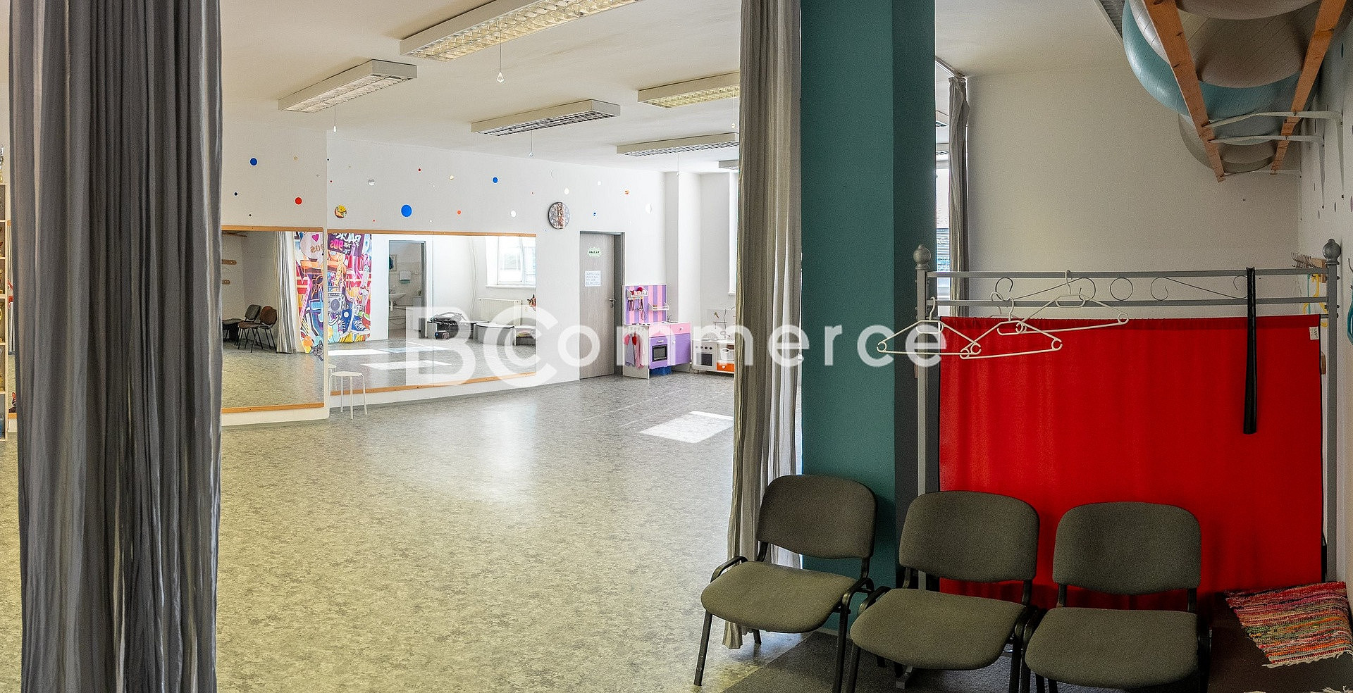 Pronájem kanceláře 90 m² – fotografie 5