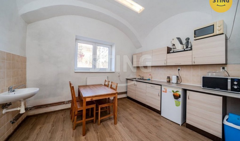 Pronájem skladovacích prostor 220 m², Mankovice – náhled fotky 8