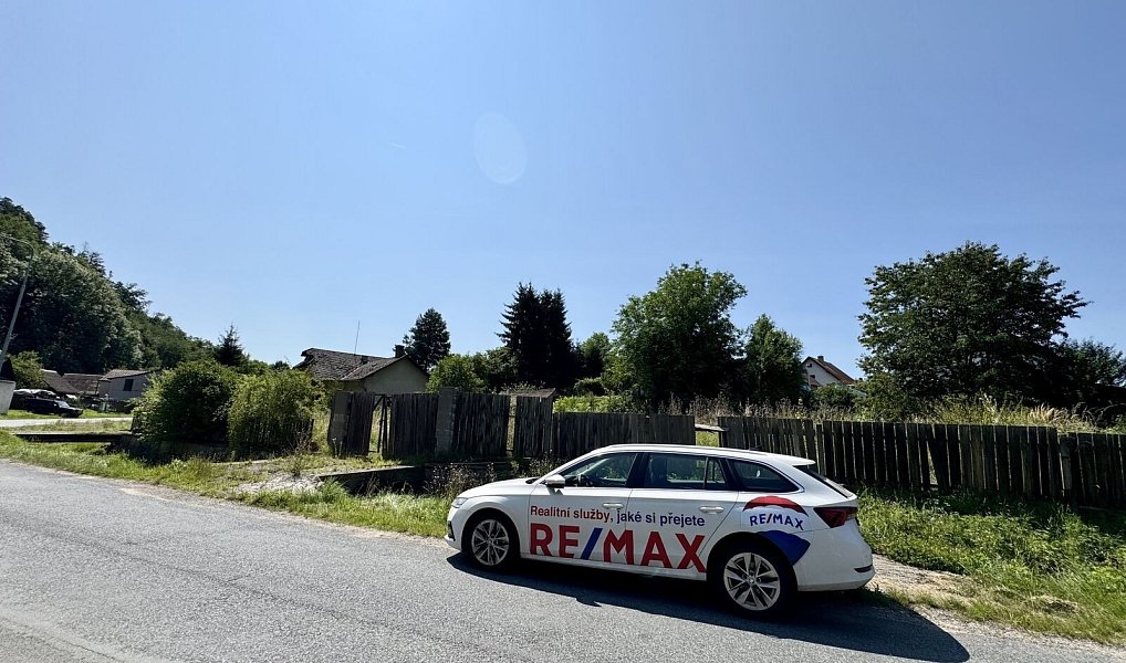 Prodej stavebního pozemku 1 071 m², Biskupice – náhled fotky 19