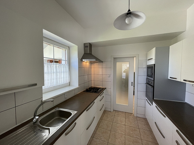 Pronájem domu 355 m² — photo 3