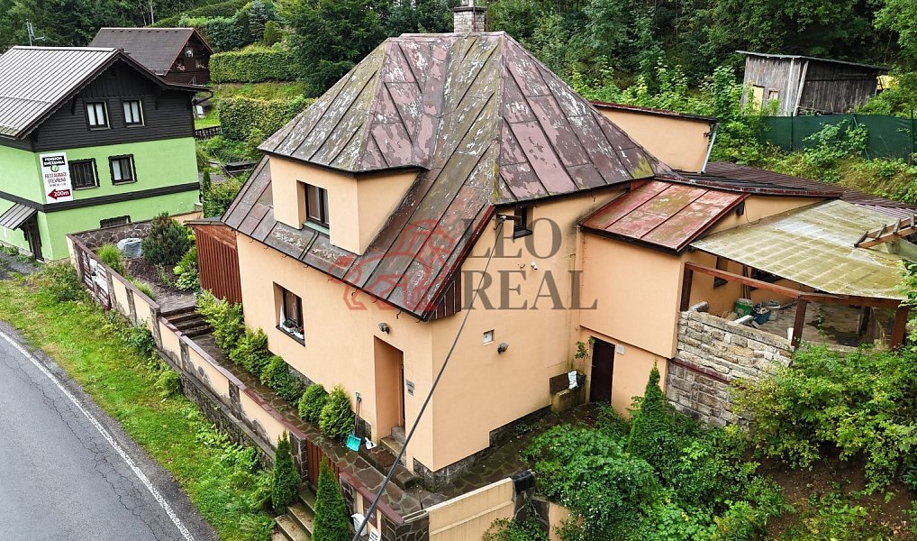 Prodej domu 350 m² s pozemkem 633 m², Tanvald – náhled fotky 2