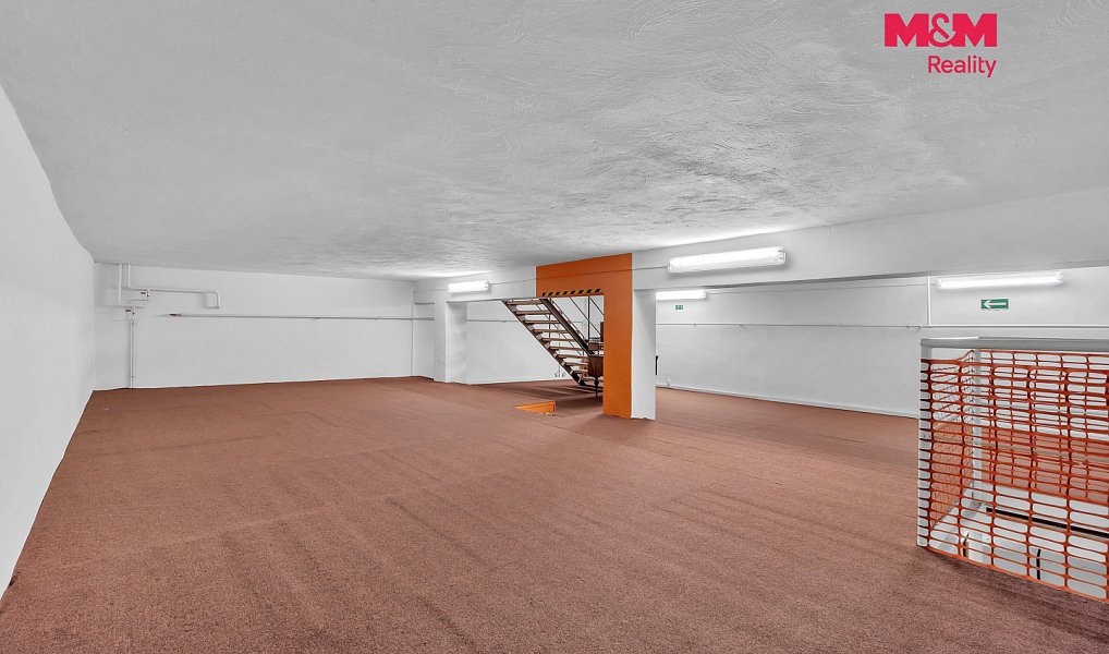 Prodej obchodních prostor 498 m², Bystřice nad Pernštejnem – náhled fotky 12