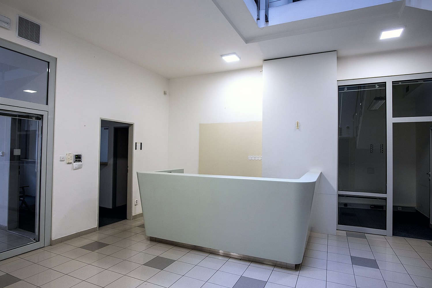 Pronájem kanceláře 1 290 m² – fotografie 5