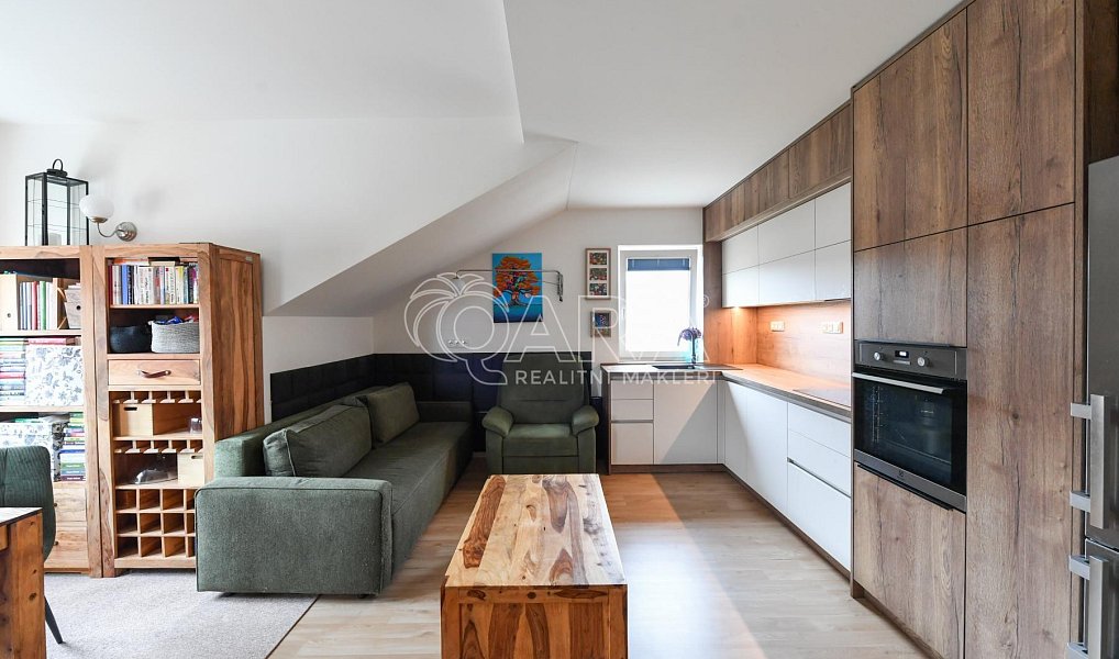 Prodej bytu 3+kk 77 m², Nupaky – náhled fotky 10