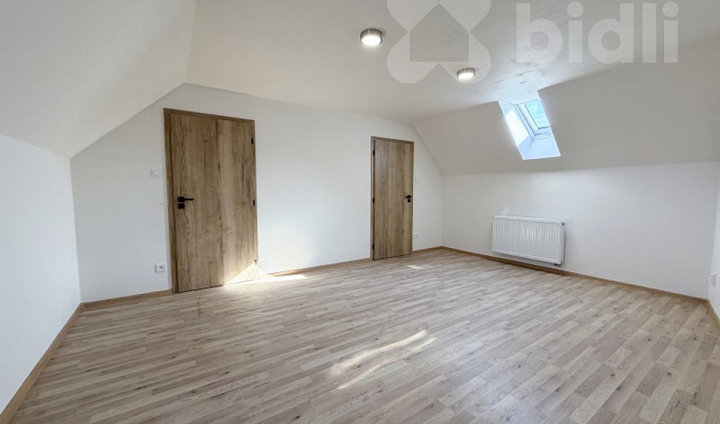 Prodej domu 140 m² s pozemkem 327 m², Evaň – náhled fotky 21
