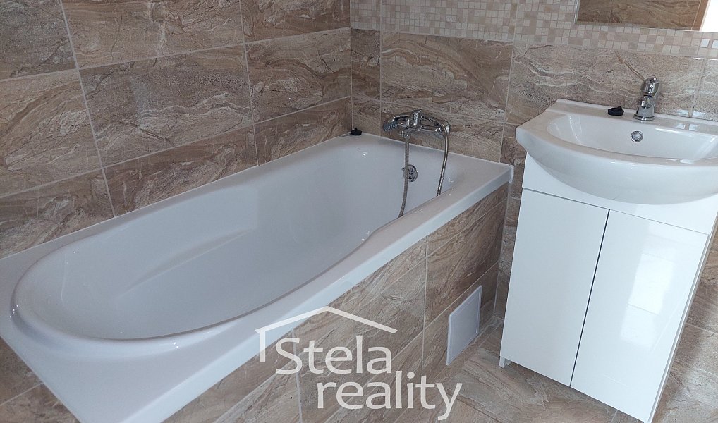 Prodej bytu 3+1 65 m², Bruntál – náhled fotky 2