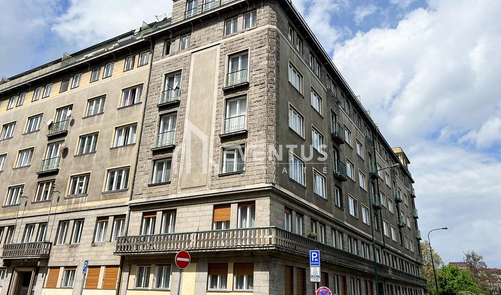 Pronájem bytu 2+1 89 m², Praha – náhled fotky 23