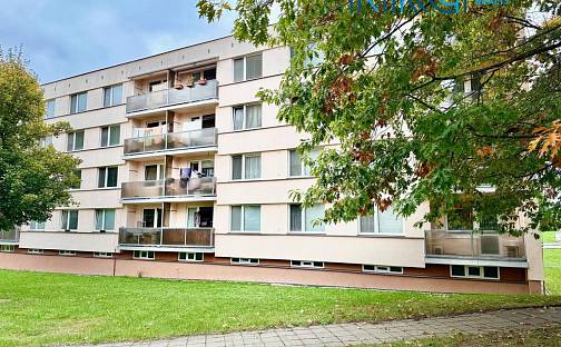 Pronájem bytu 3+1 64 m², Kolínská, Chvaletice, okres Pardubice