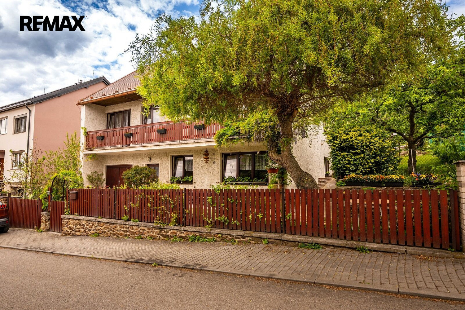 Prodej domu 306 m² s pozemkem 717 m² – fotografie 2