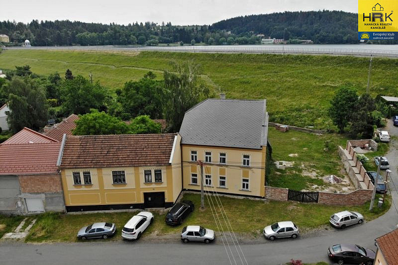 Prodej domu 300 m² s pozemkem 3 106 m²