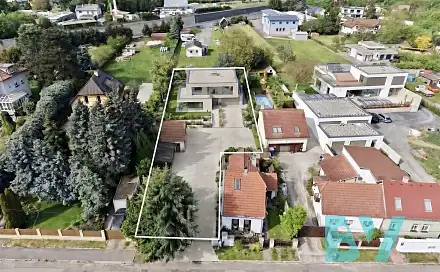 Prodej stavebního pozemku 1 166 m², Na svěcence, Praha 9 - Horní Počernice