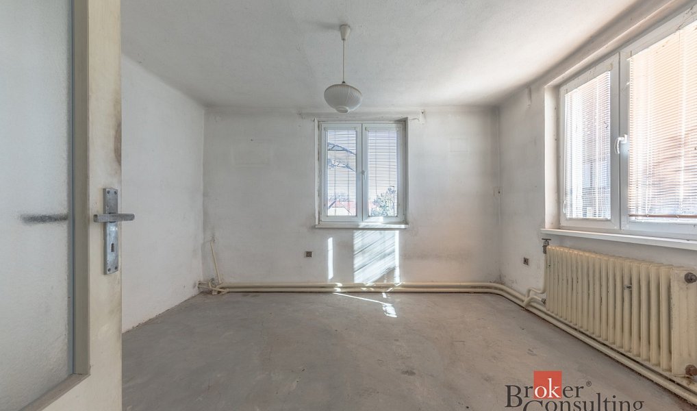 Prodej domu 120 m² s pozemkem 347 m², Hudlice – náhled fotky 11
