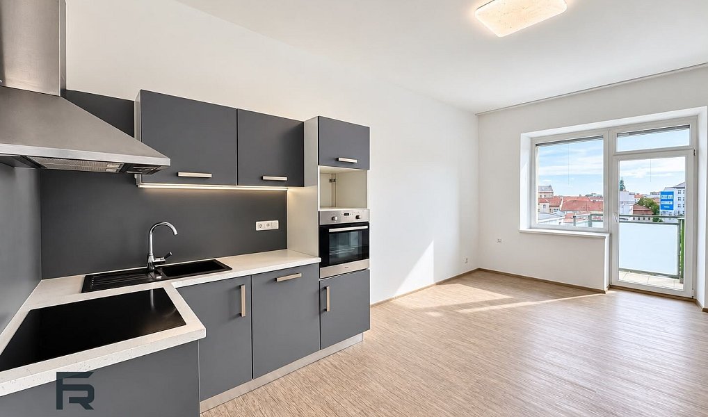 Pronájem bytu 3+kk, 69 m², Zábrdovice - Brno-město, Brno