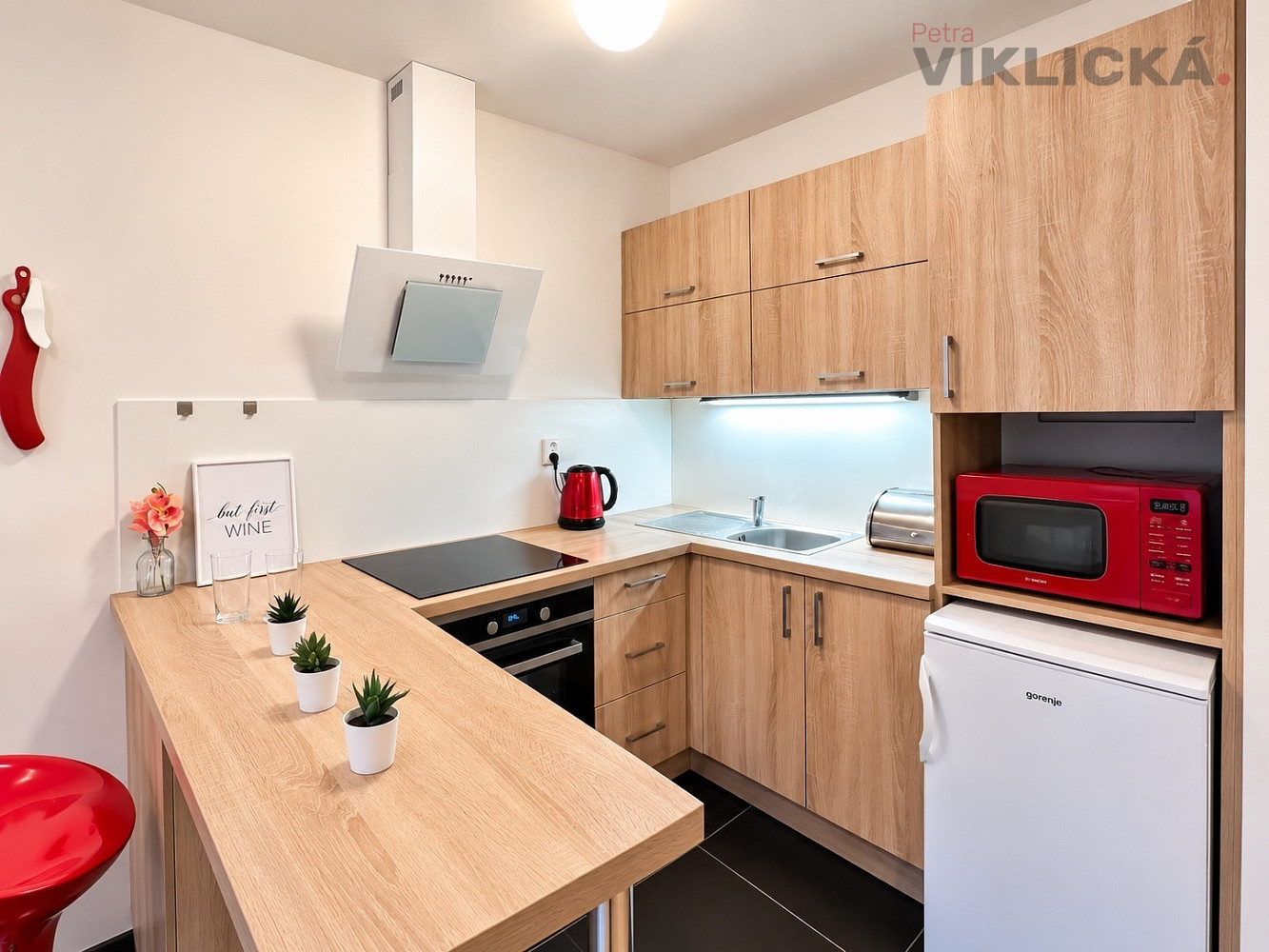 Pronájem bytu 1+kk 33 m² – fotografie 4