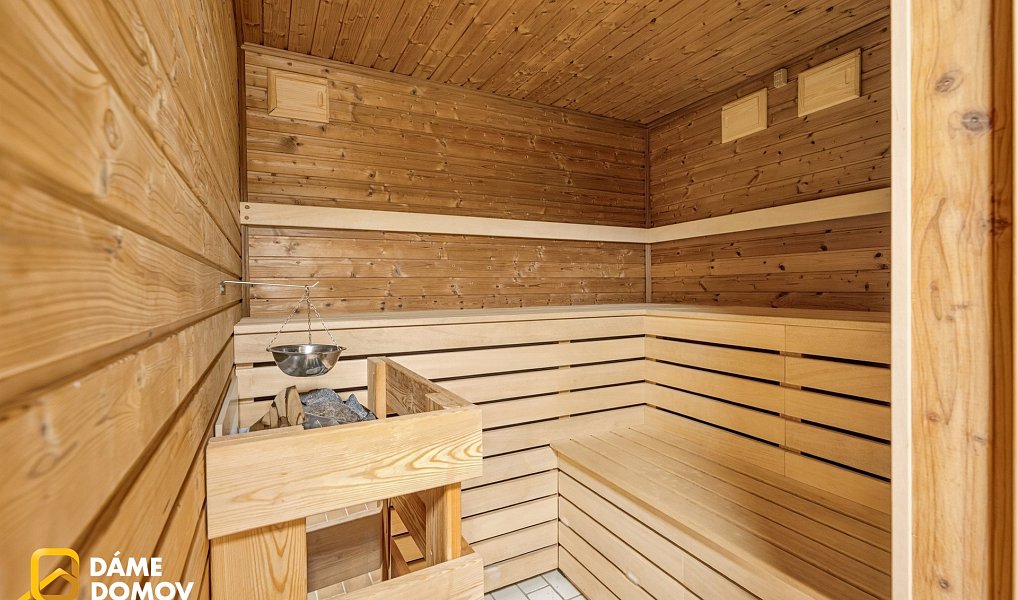 Prodej domu 262 m² s pozemkem 491 m², Luhačovice – náhled fotky 7