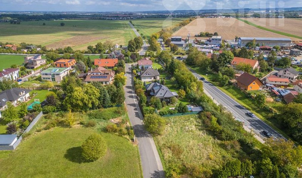 Prodej stavebního pozemku 784 m², Jesenice – náhled fotky 12