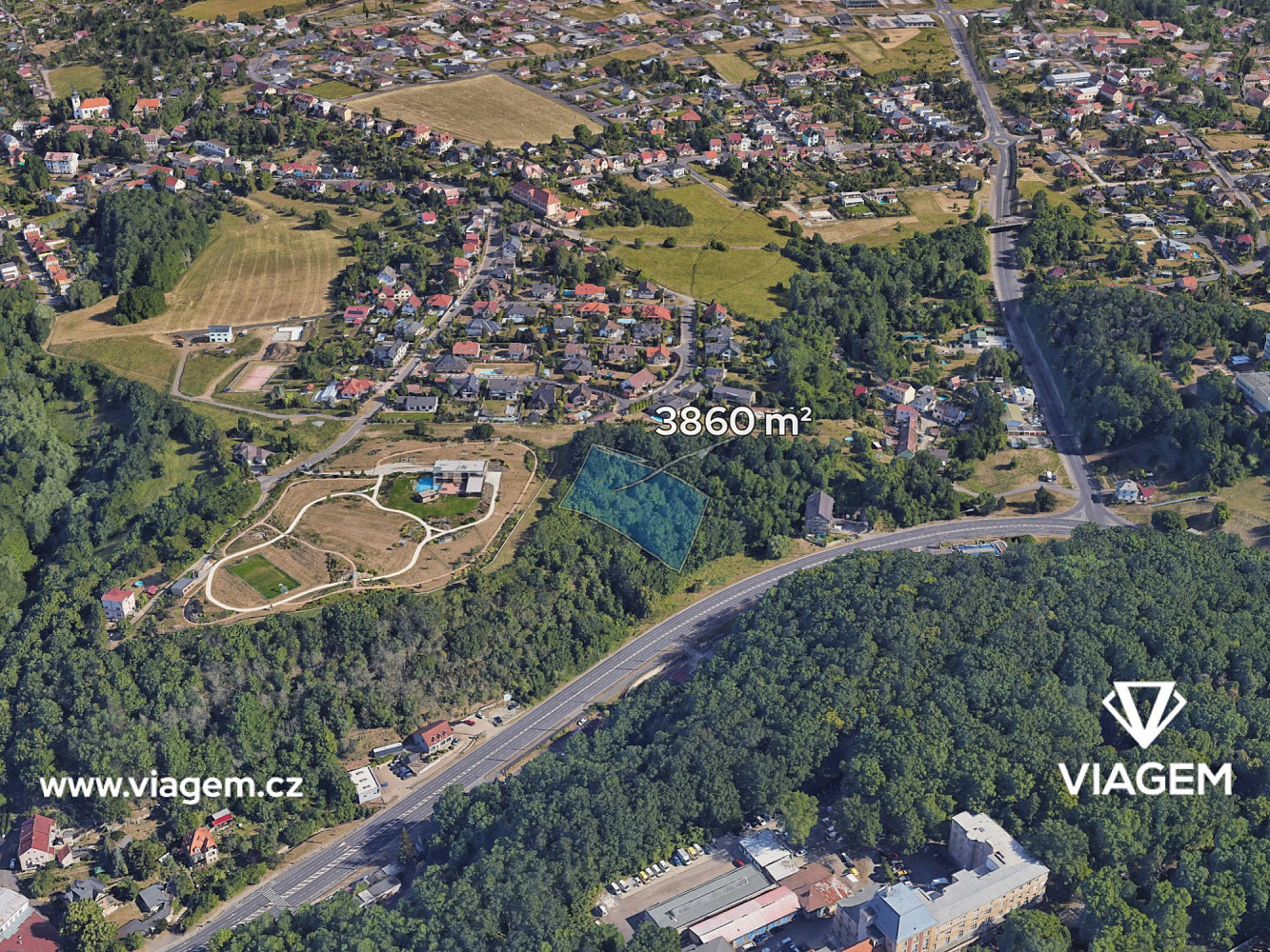 Prodej pole 3 860 m²