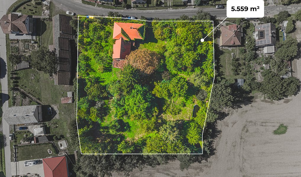 Prodej domu 300 m² s pozemkem 5 559 m², Hořice – náhled fotky 2