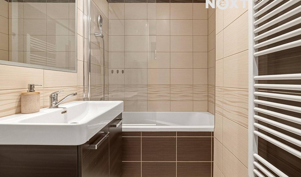 Prodej bytu 3+1 70 m², Nové Město – náhled fotky 8