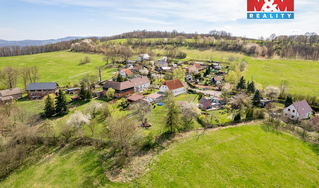 Prodej stavebního pozemku 1 435 m², Chuderov – náhled fotky 18