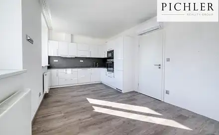 Pronájem bytu 2+kk 43 m²