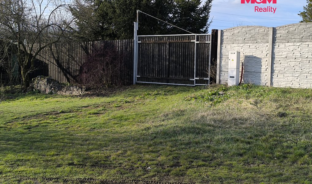 Prodej zahrady 1 227 m², Hostomice – náhled fotky 2